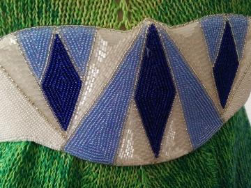 Gürtel mit Perlenstickerei