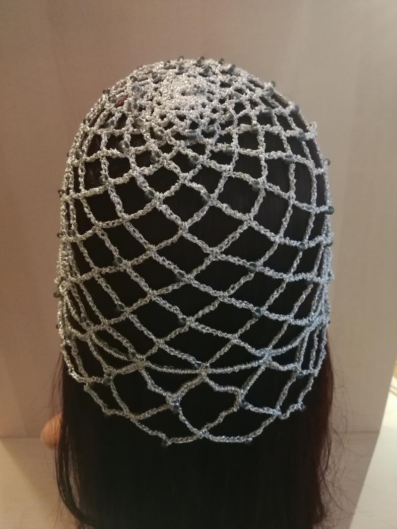 Haarnetz mit Perlen, gehäkelt