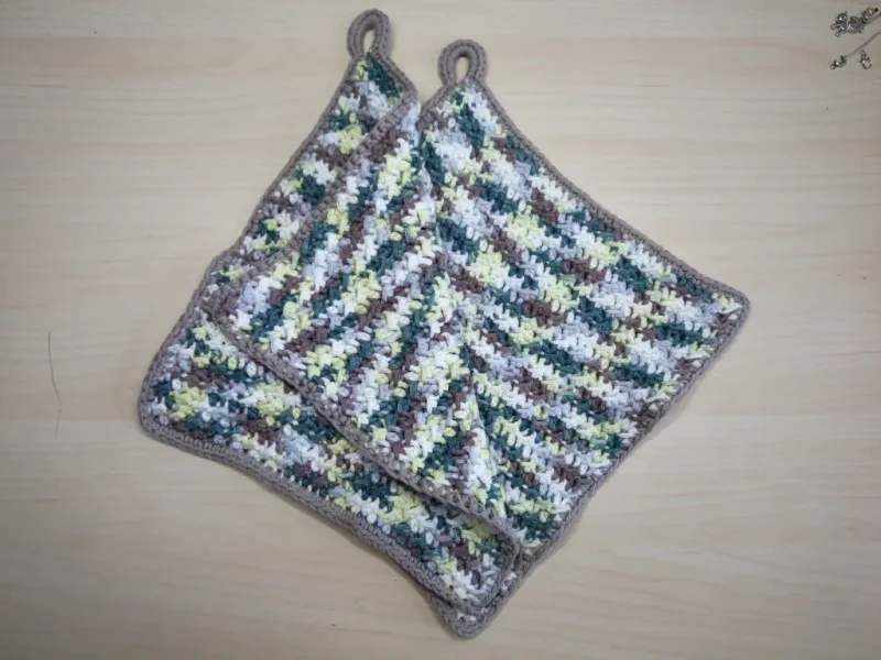 Topflappen Set mit Strukturmuster